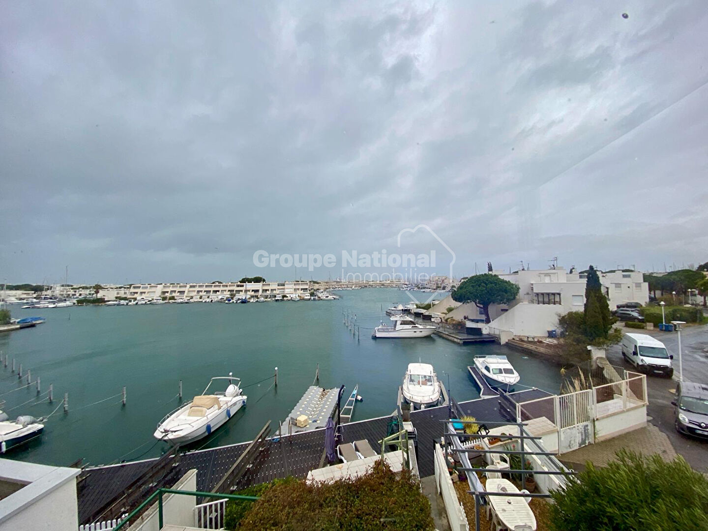 Jolie Marina De Me Tage Avec Grand Jardin Port Camargue Agence